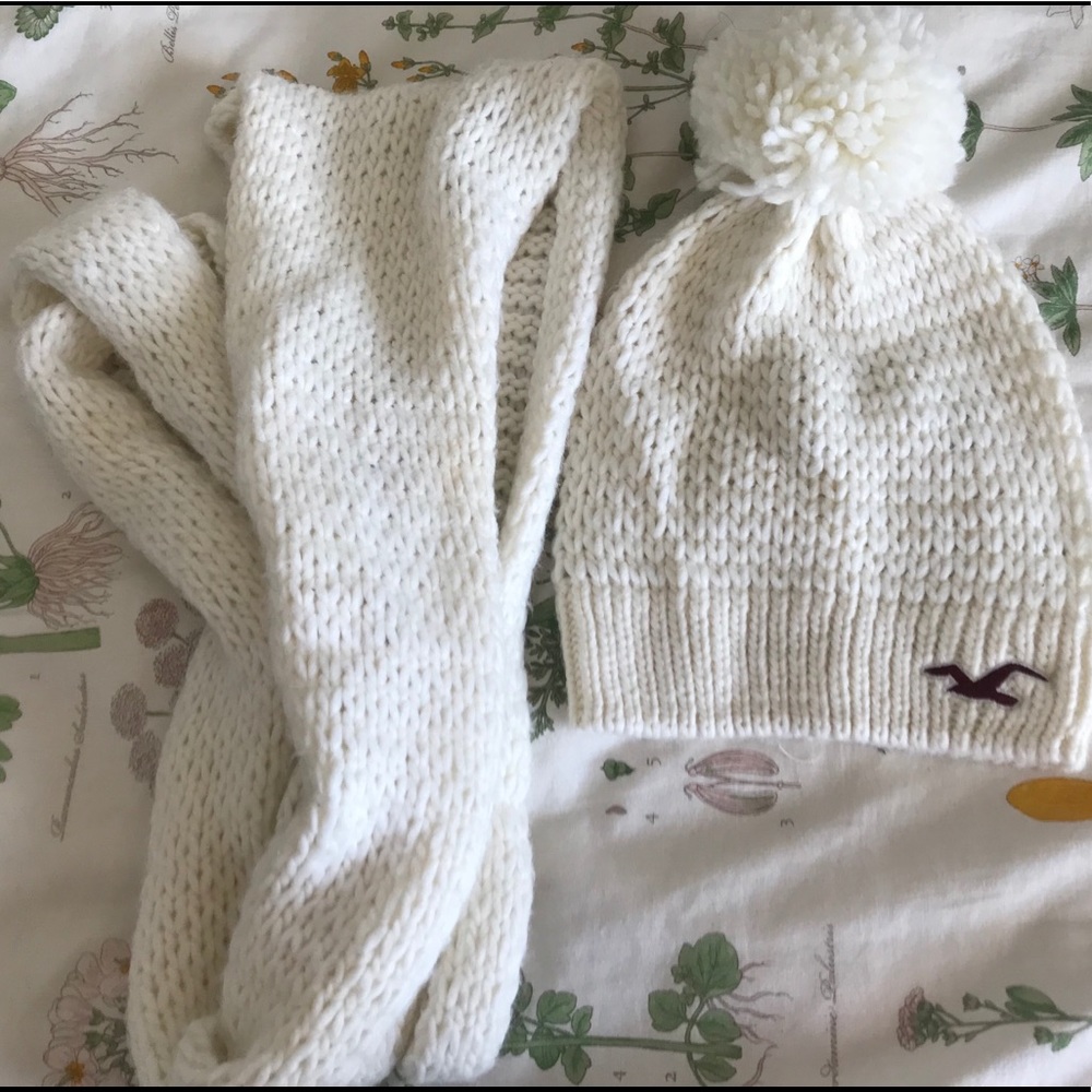 Hollister Beanie and Scarf Set